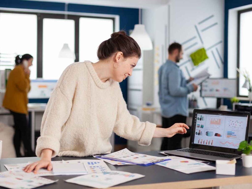 Gruppo-venditori-commerciali-consorzio-ellipsis